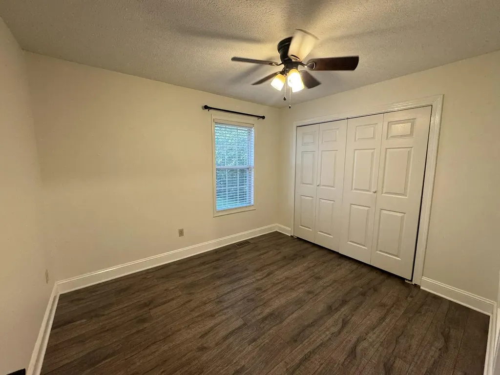 330 A Bryant Road Russell Springs KY 42642