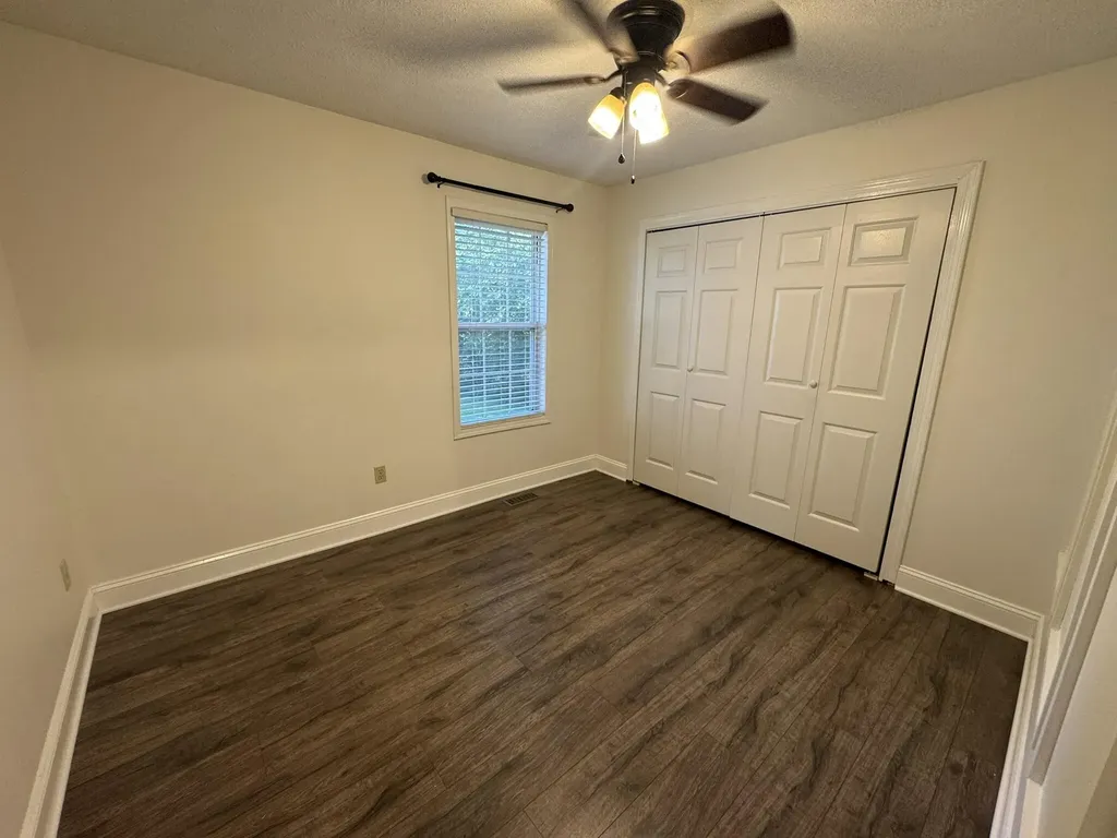 330 A Bryant Road Russell Springs KY 42642