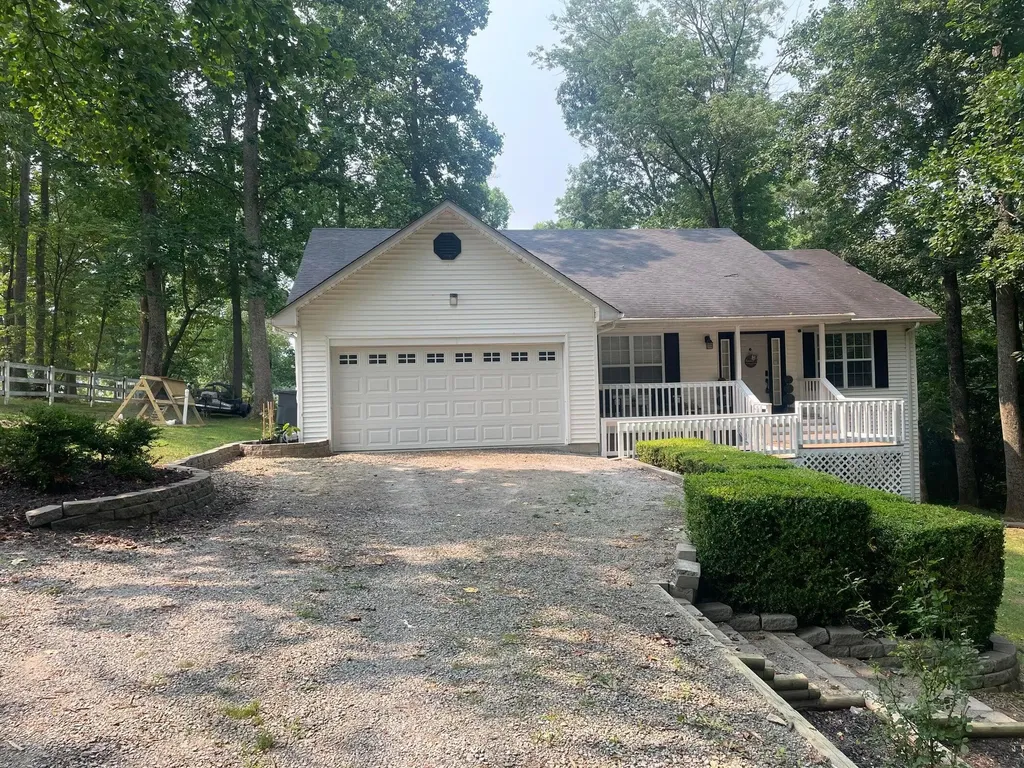 330 A Bryant Road Russell Springs KY 42642