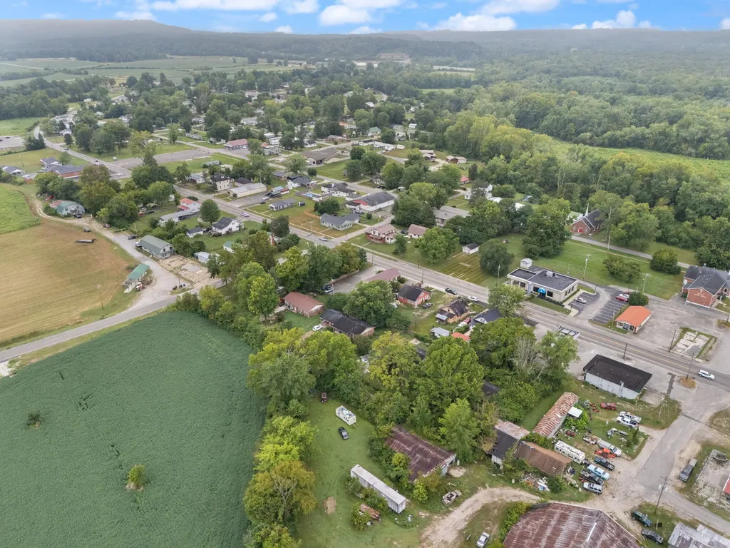 4418 Main Street Clay City KY 40312