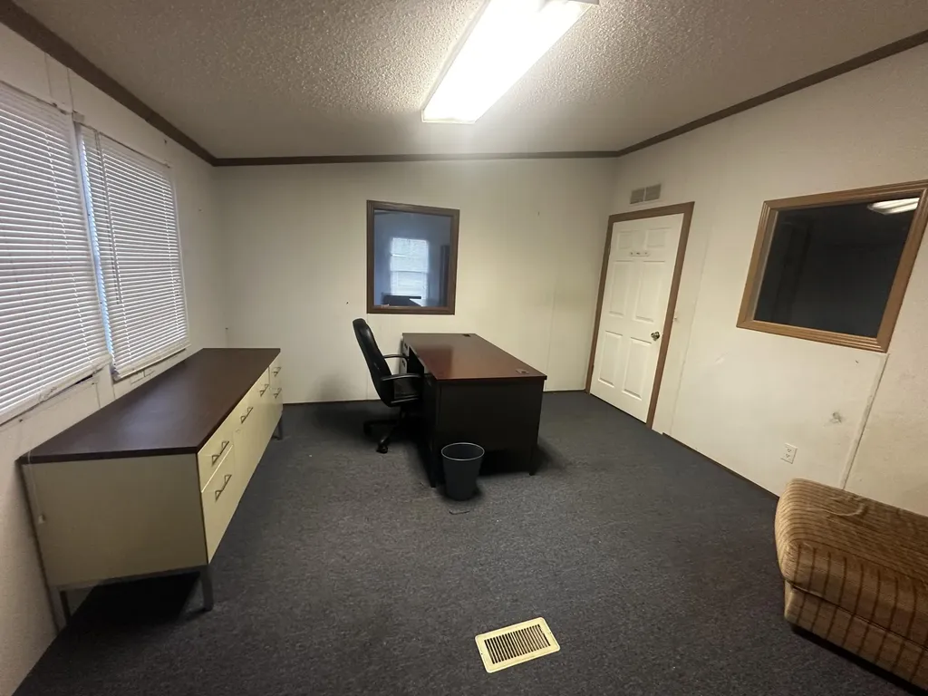 7292 U.s. Highway 25 Corbin KY 40701