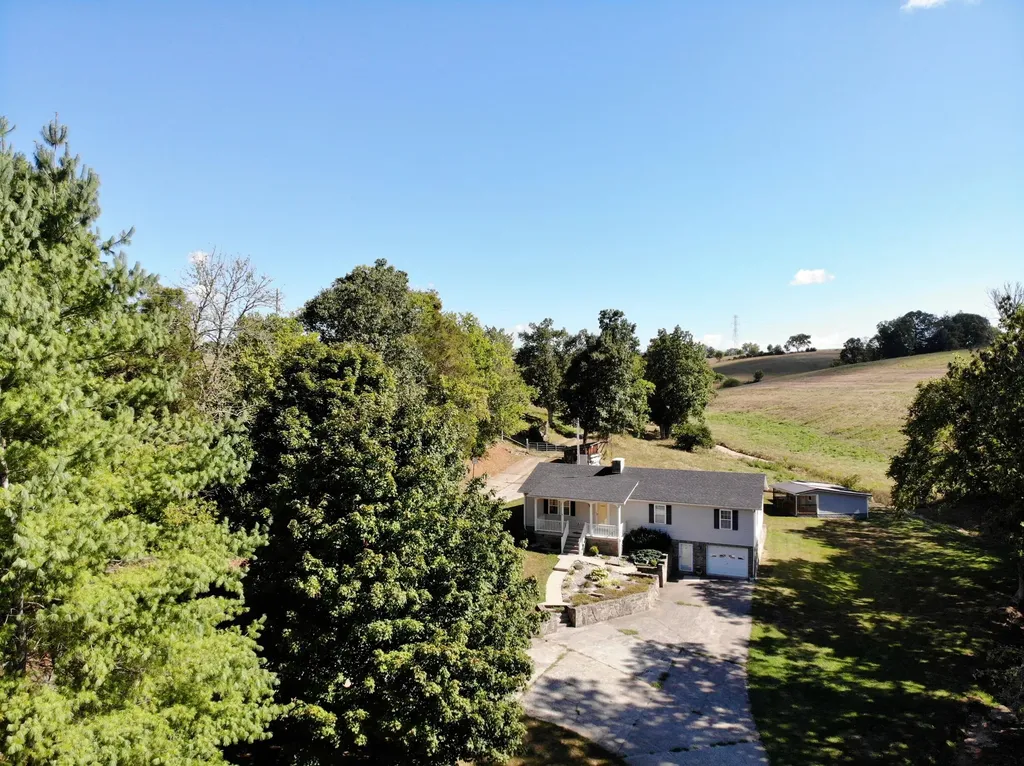 1874 Old Danville Road Lancaster KY 40444