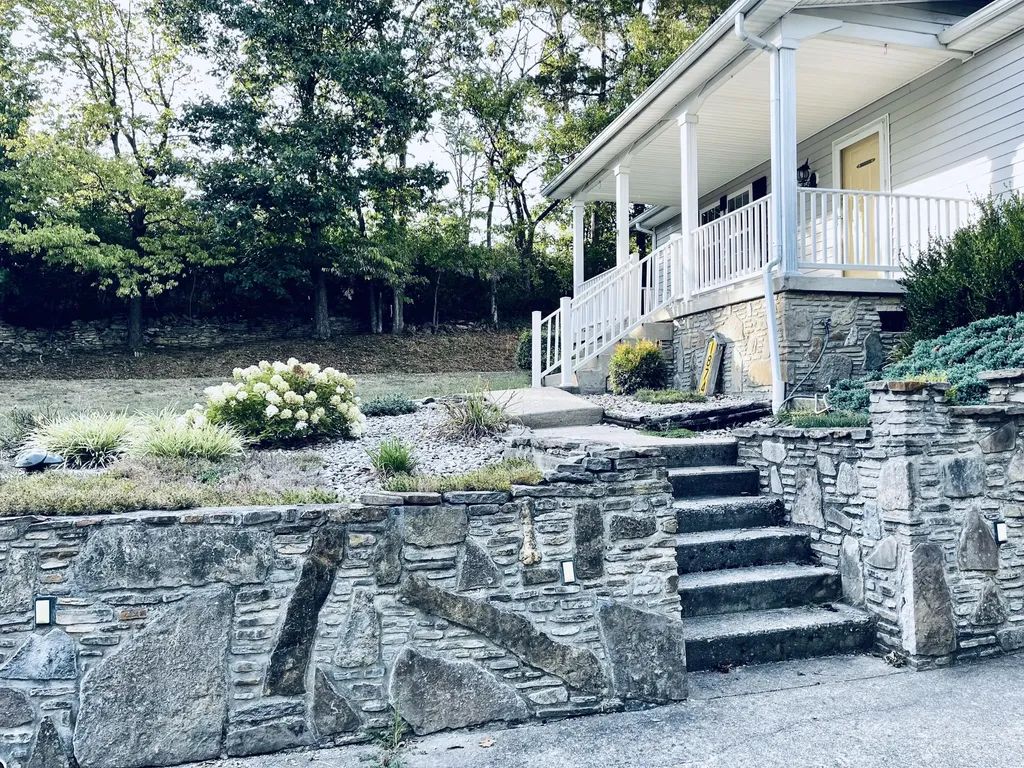 1874 Old Danville Road Lancaster KY 40444