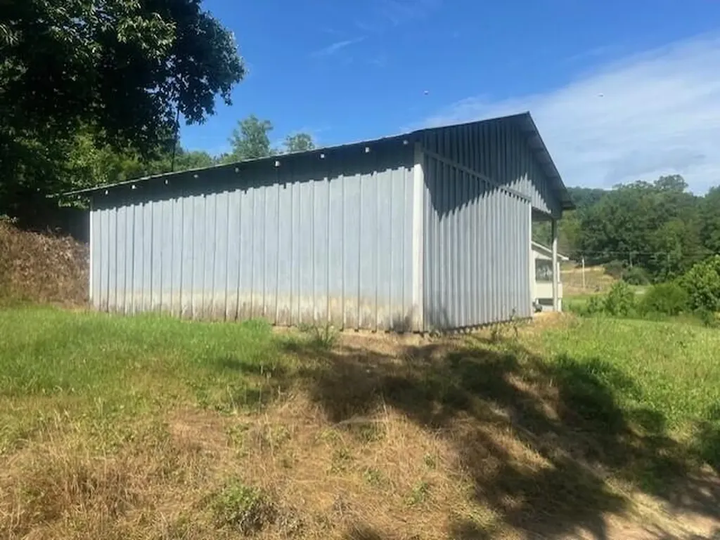 10625 Brushy Road Pikeville KY 41501