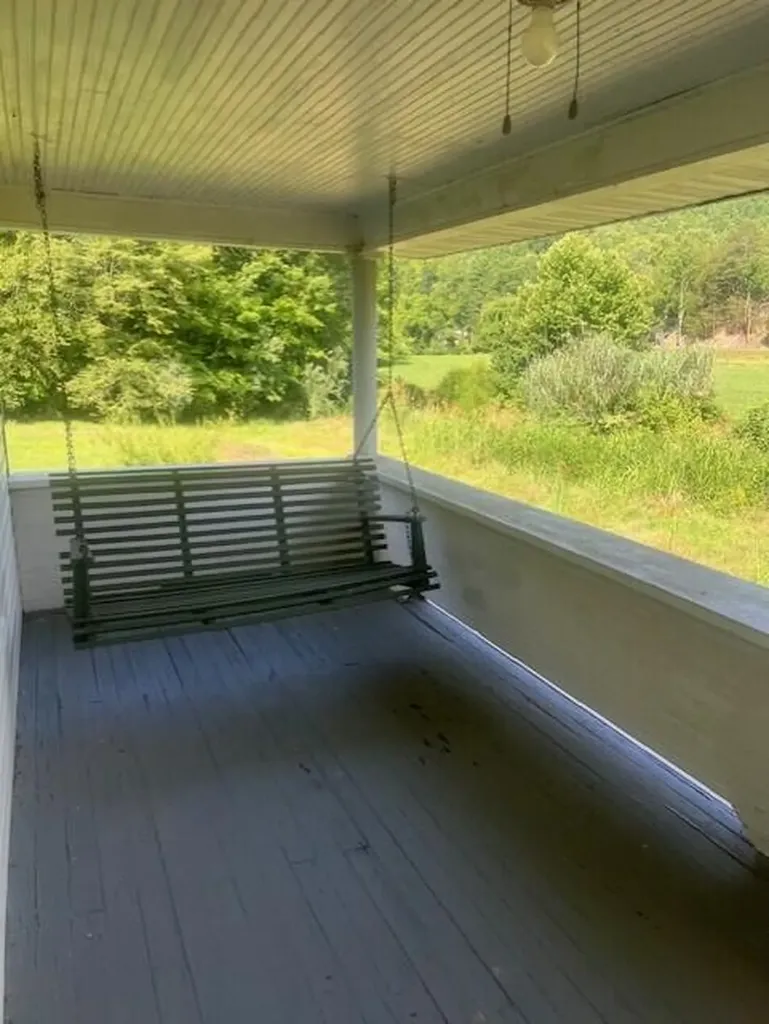 10625 Brushy Road Pikeville KY 41501