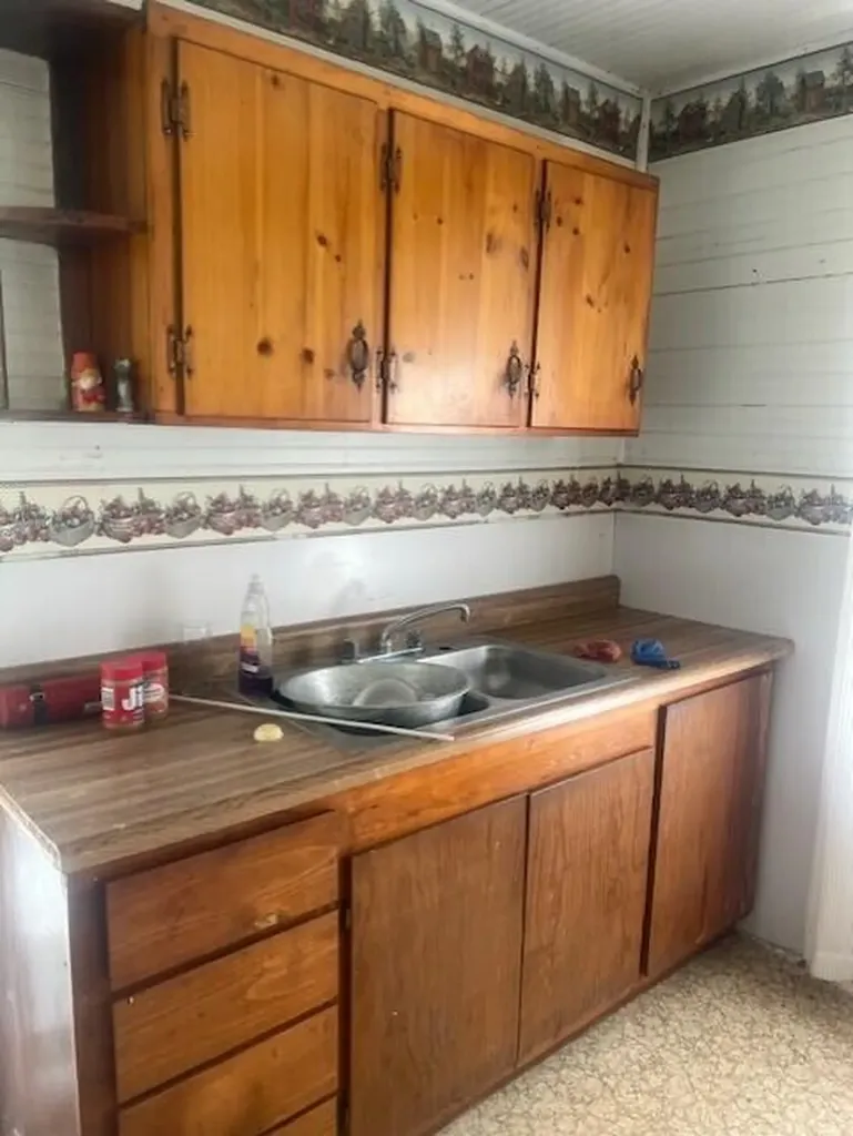 10625 Brushy Road Pikeville KY 41501