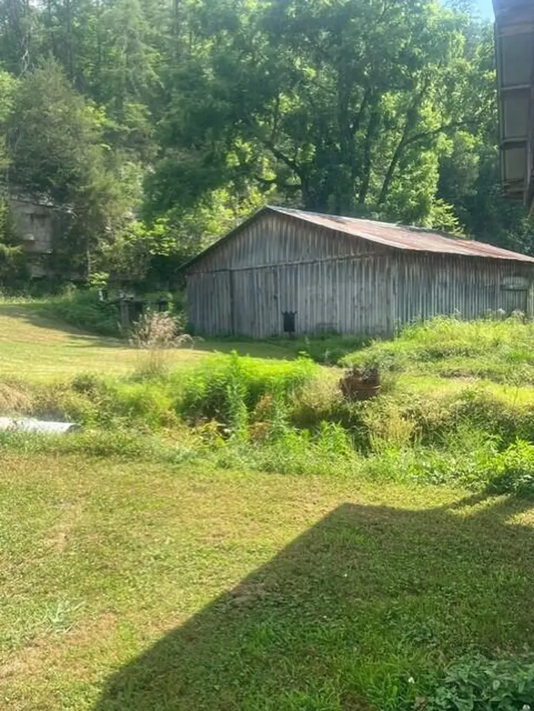10625 Brushy Road Pikeville KY 41501