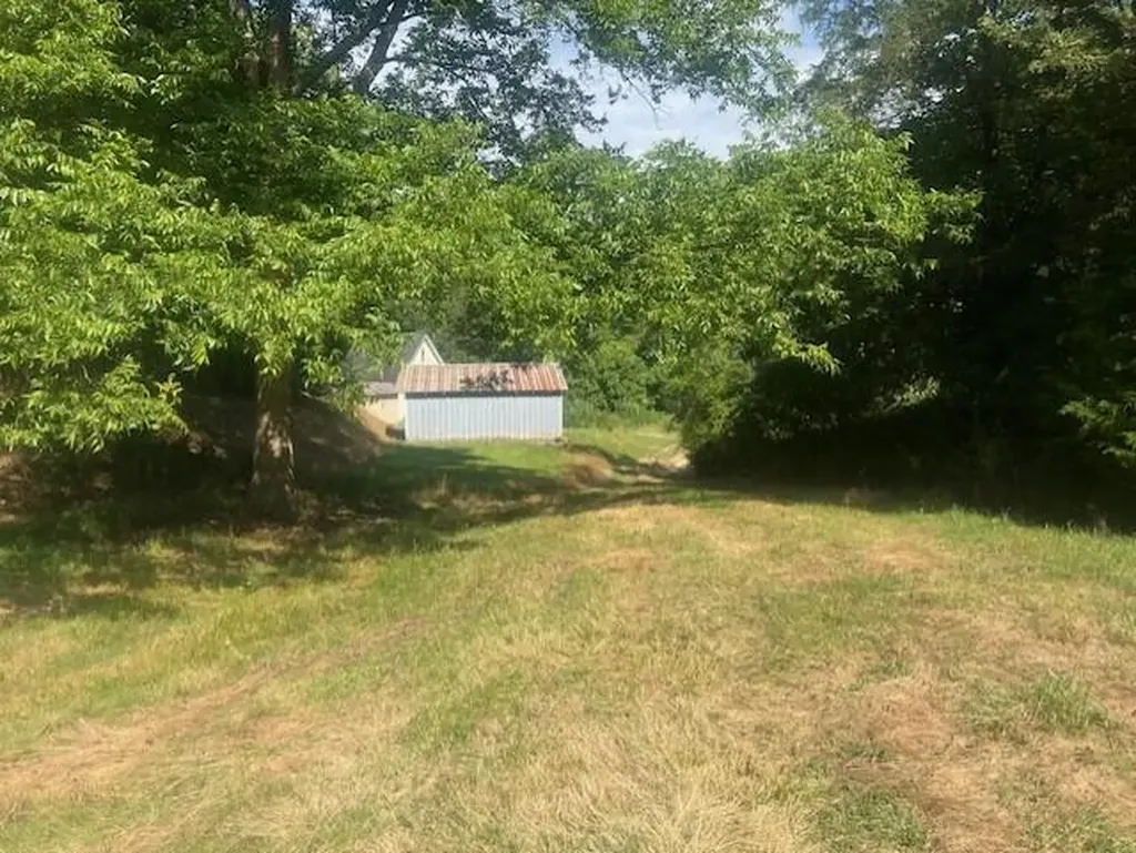 10625 Brushy Road Pikeville KY 41501