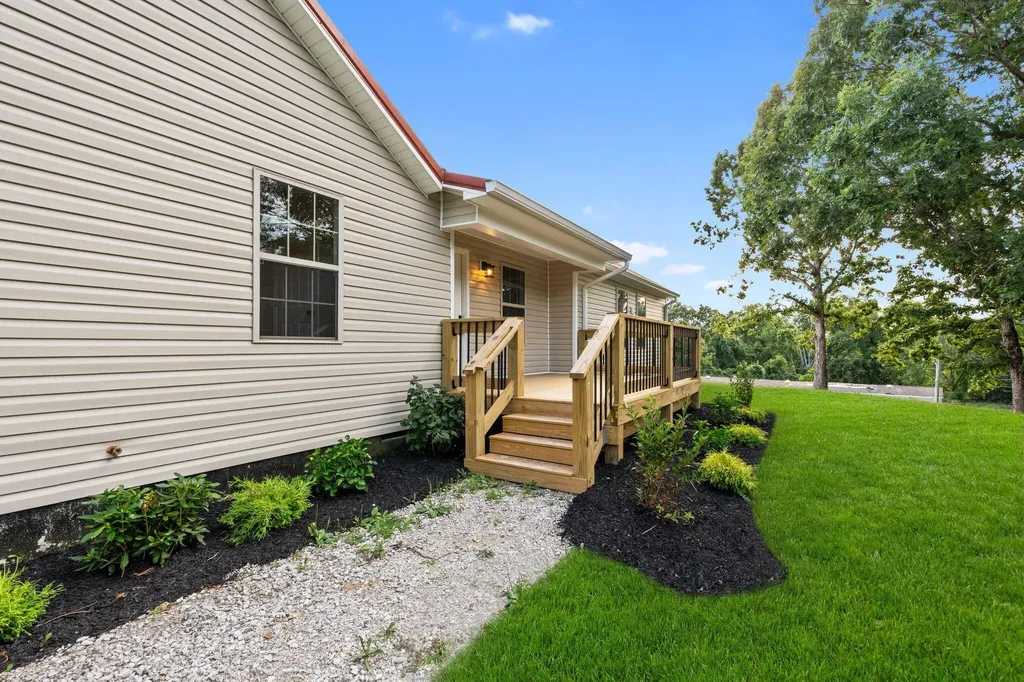 690 Stephens Road Mt Vernon KY 40456