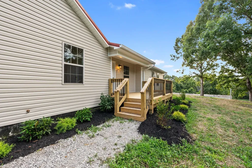 690 Stephens Road Mt Vernon KY 40456