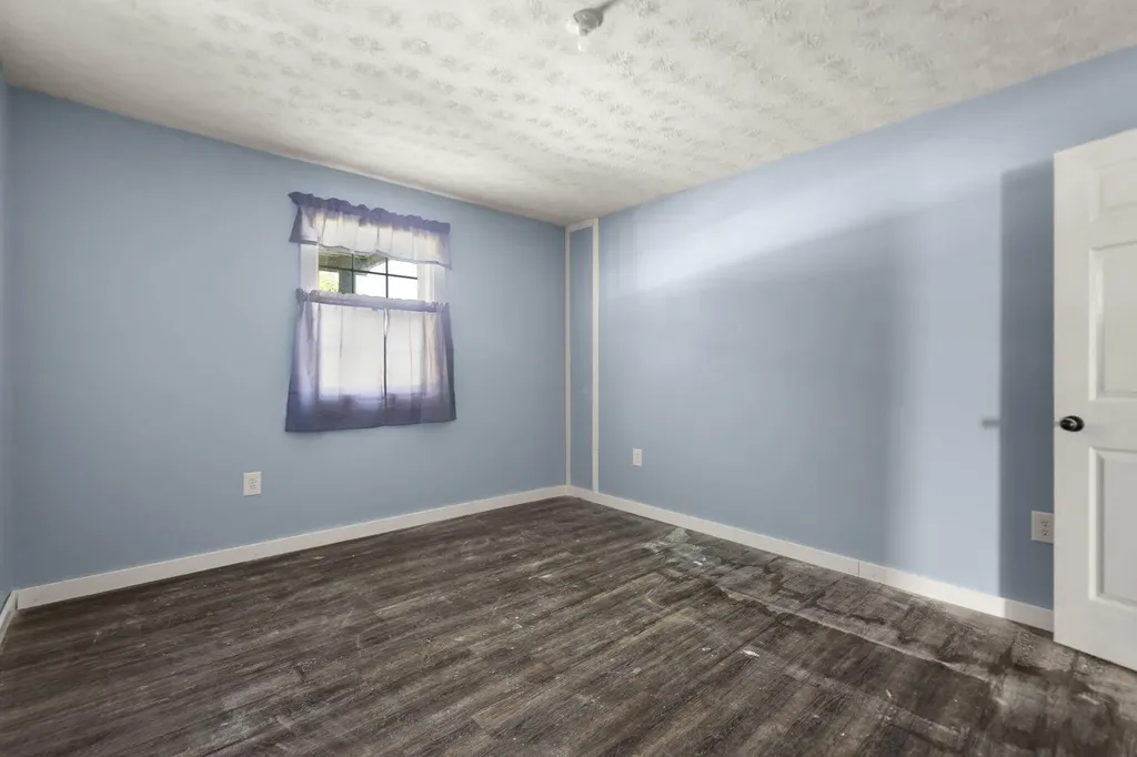 15942 Highway 460 W Ezel KY 41425