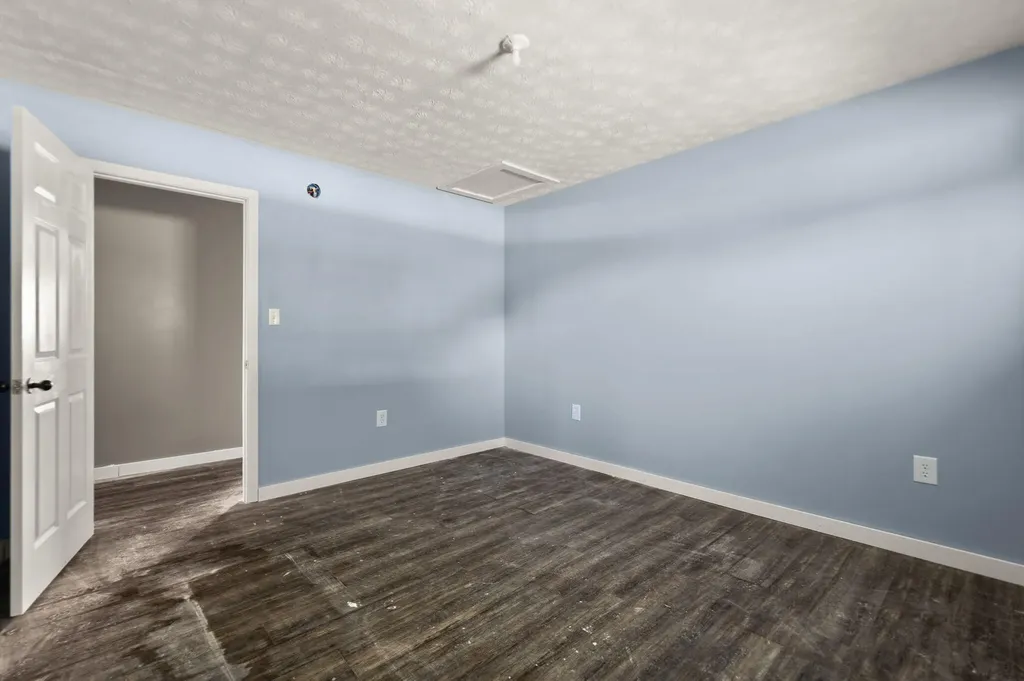 15942 Highway 460 W Ezel KY 41425