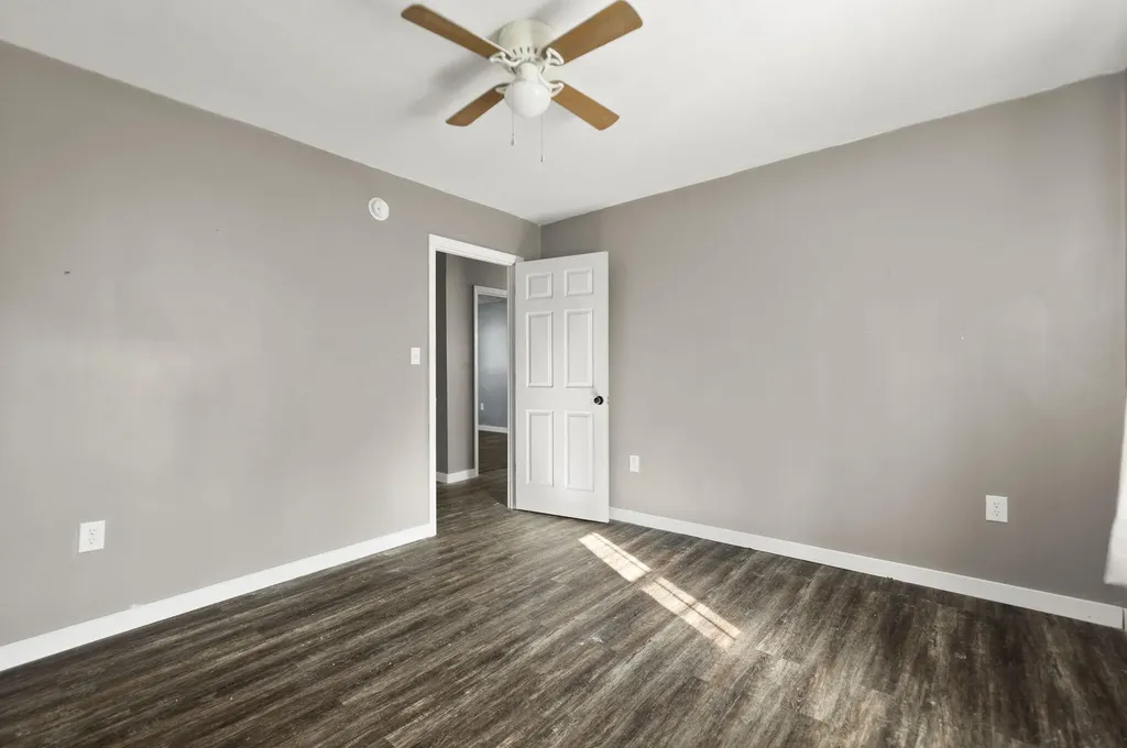 15942 Highway 460 W Ezel KY 41425