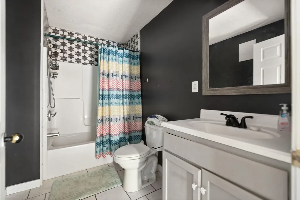 15942 Highway 460 W Ezel KY 41425