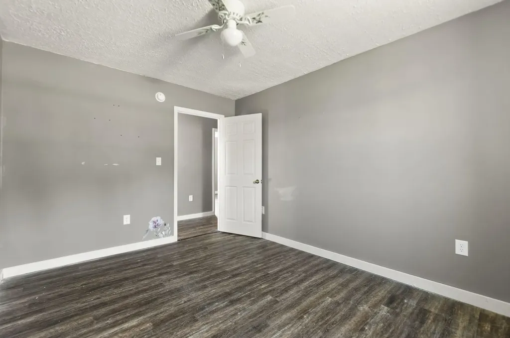 15942 Highway 460 W Ezel KY 41425