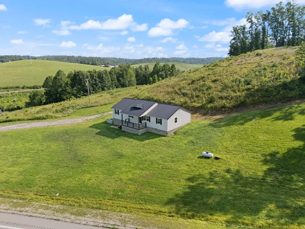 15942 Highway 460 W Ezel KY 41425