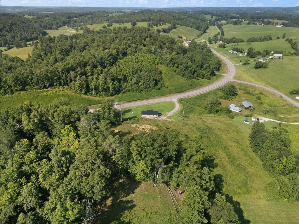 15942 Highway 460 W Ezel KY 41425