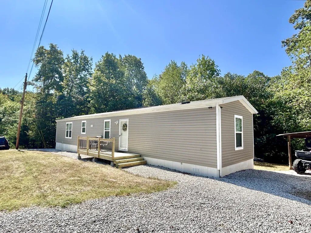67 Bass Circle Nancy KY 42544