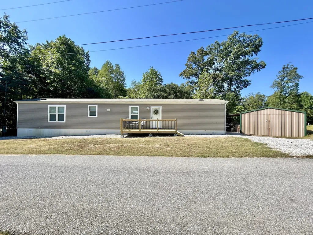 67 Bass Circle Nancy KY 42544