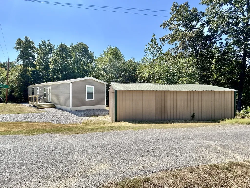 67 Bass Circle Nancy KY 42544