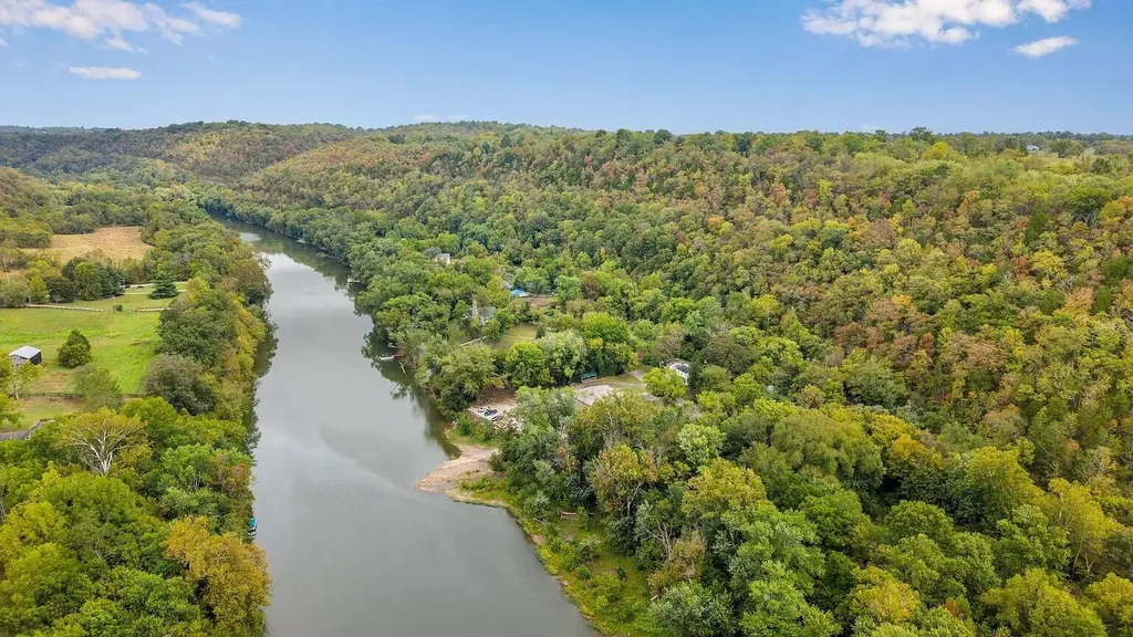 315 Lower Clifton Road Versailles KY 40383