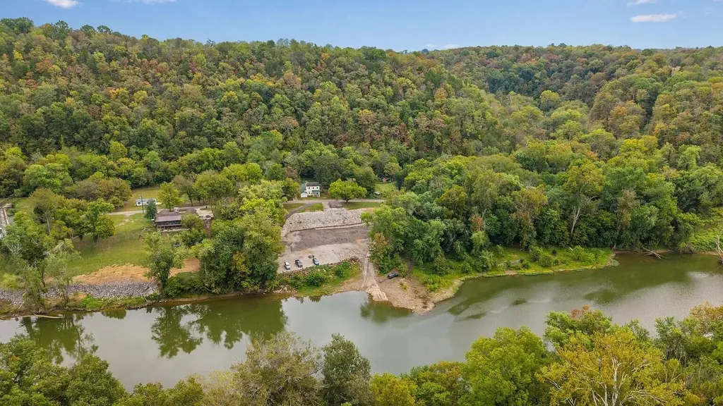 315 Lower Clifton Road Versailles KY 40383