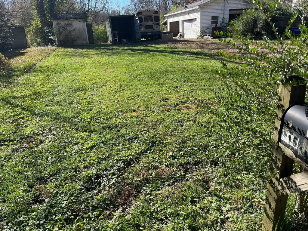 315 Lower Clifton Road Versailles KY 40383