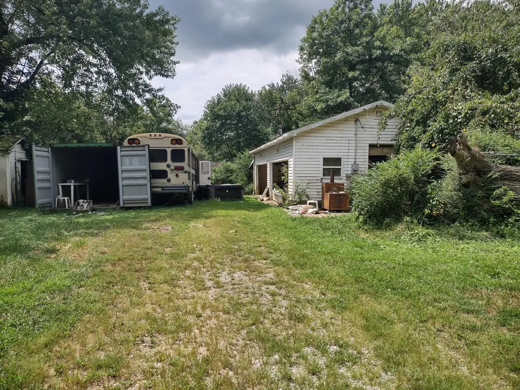 315 Lower Clifton Road Versailles KY 40383