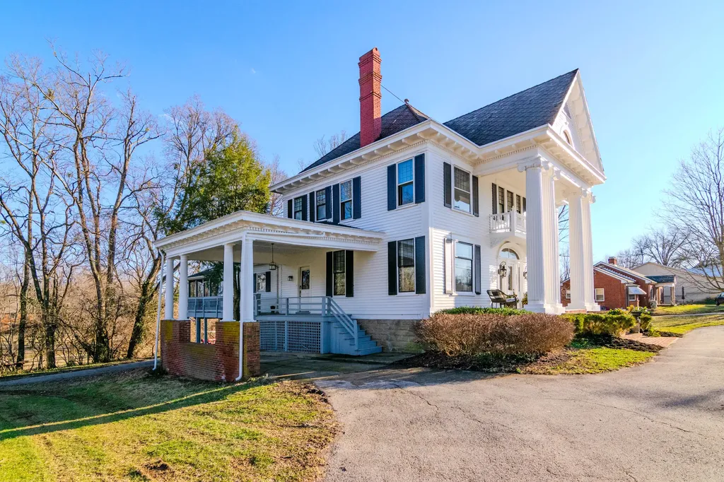600 Boone Avenue Winchester KY 40391