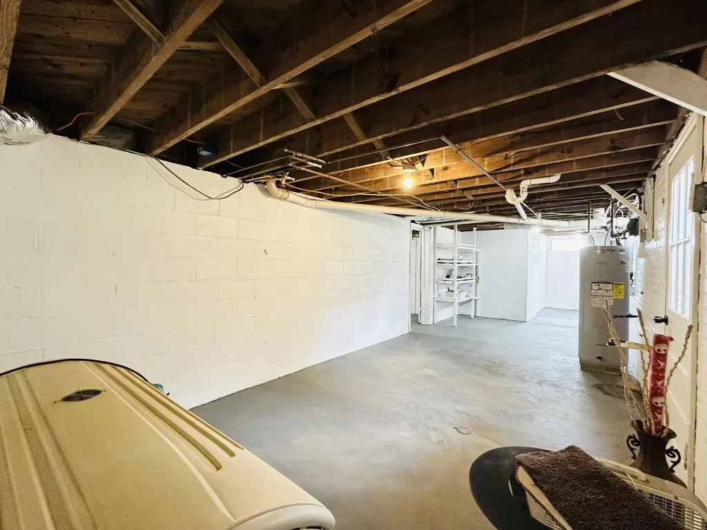 5498 Highway 472 Manchester KY 40962