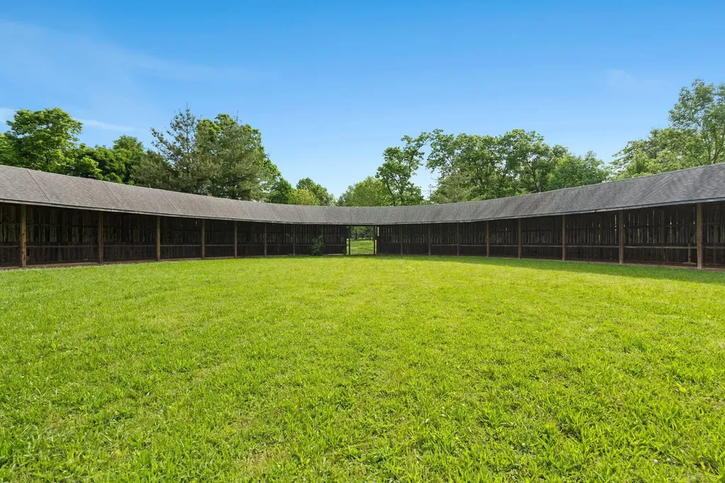 3899 Georgetown Road Lexington KY 40511
