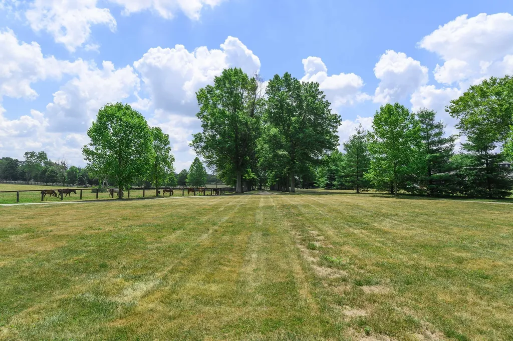 3899 Georgetown Road Lexington KY 40511