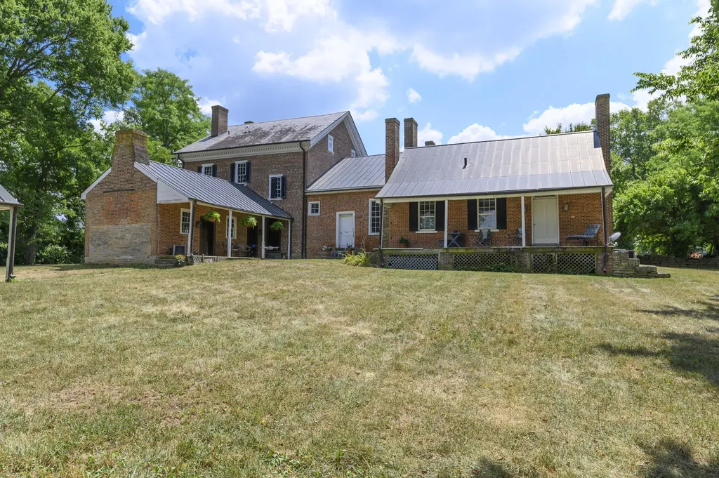 3899 Georgetown Road Lexington KY 40511