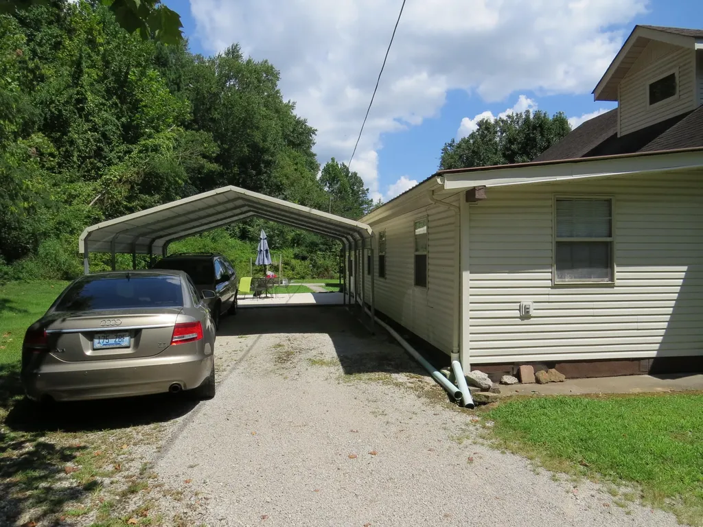 2266 Key 459 Barbourville KY 40906