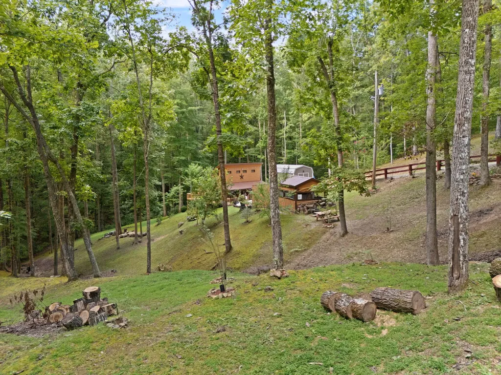 66 Raymond Road Wellington KY 40387