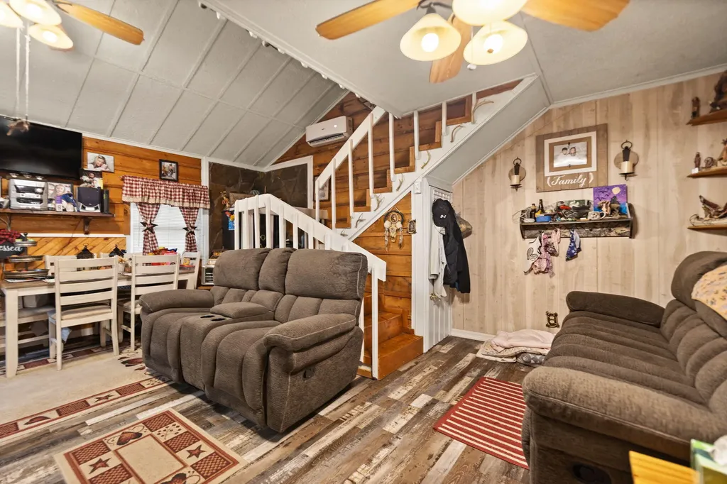 66 Raymond Road Wellington KY 40387