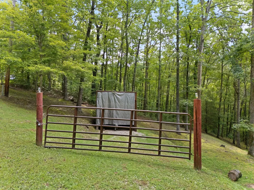 66 Raymond Road Wellington KY 40387