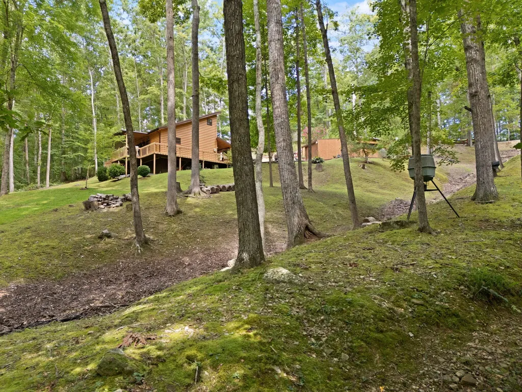 66 Raymond Road Wellington KY 40387