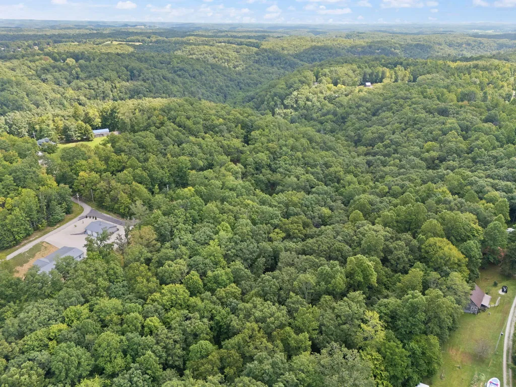 66 Raymond Road Wellington KY 40387