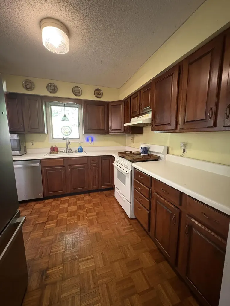 9820 Highway 421 Manchester KY 40962