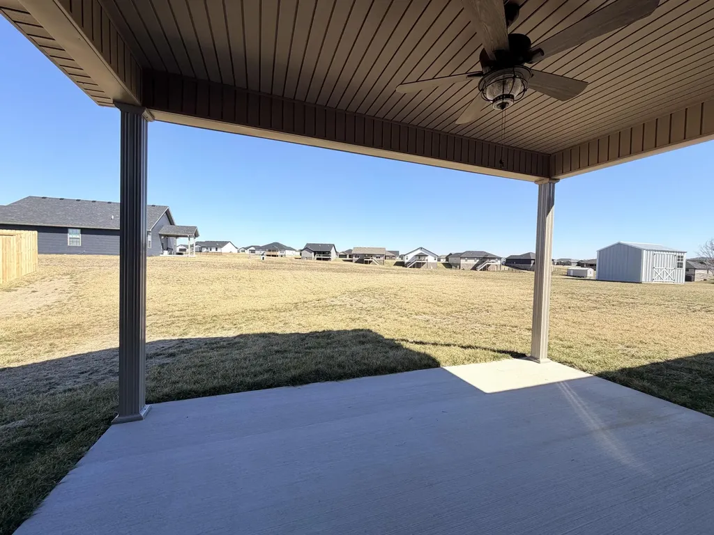 228 Brook Cove Berea KY 40403