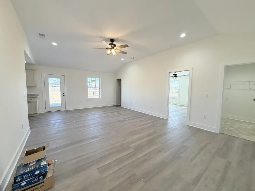 228 Brook Cove Berea KY 40403