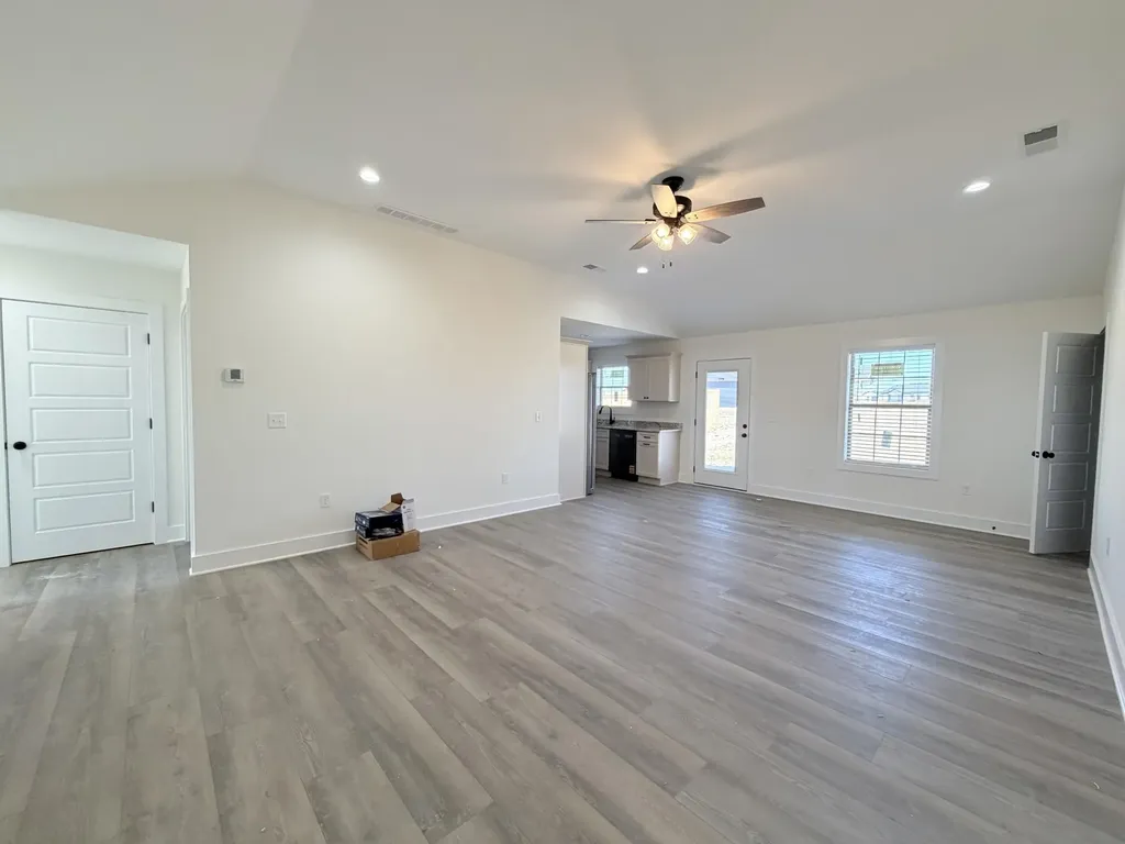 228 Brook Cove Berea KY 40403