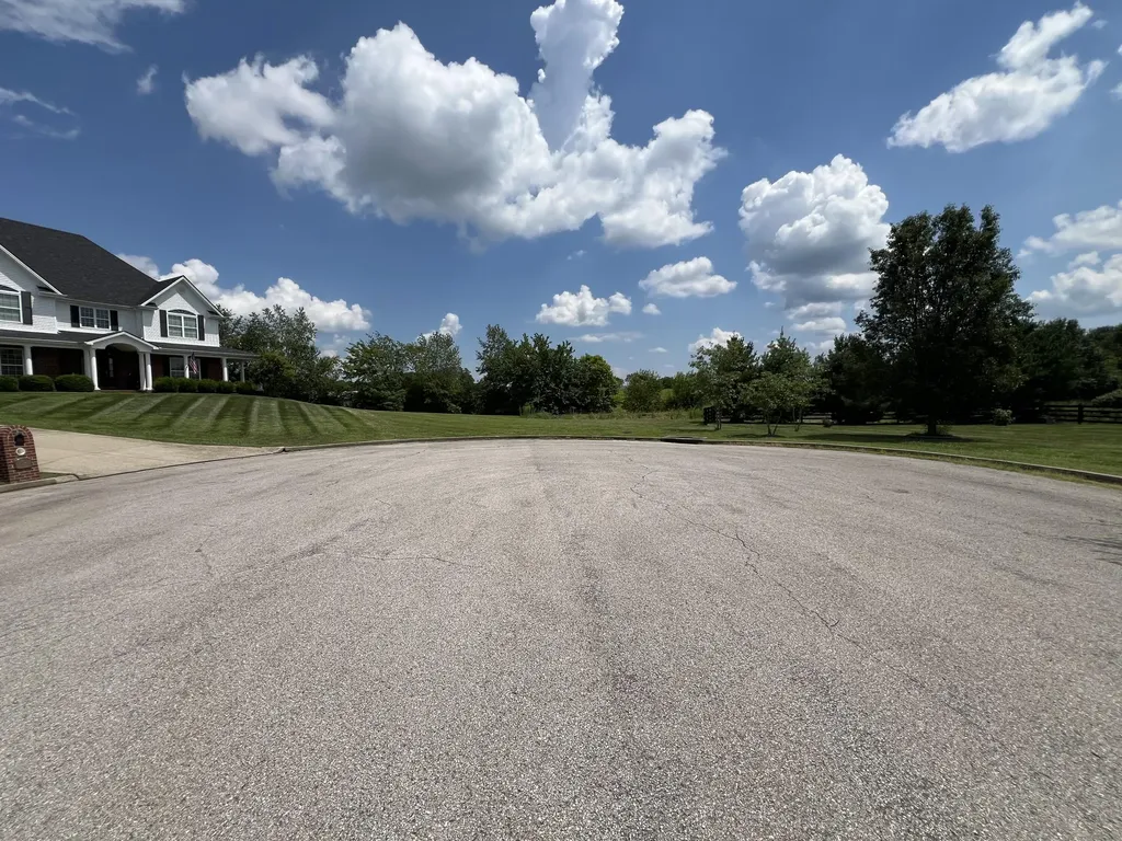 308 Duclair Drive Winchester KY 40391