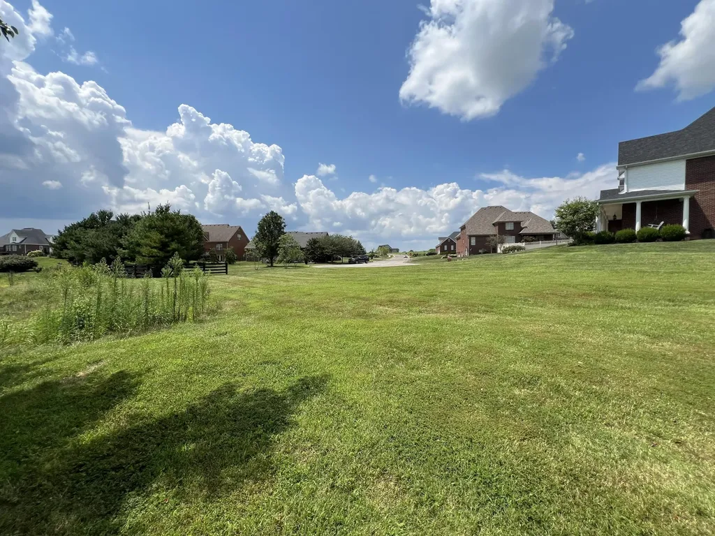 308 Duclair Drive Winchester KY 40391