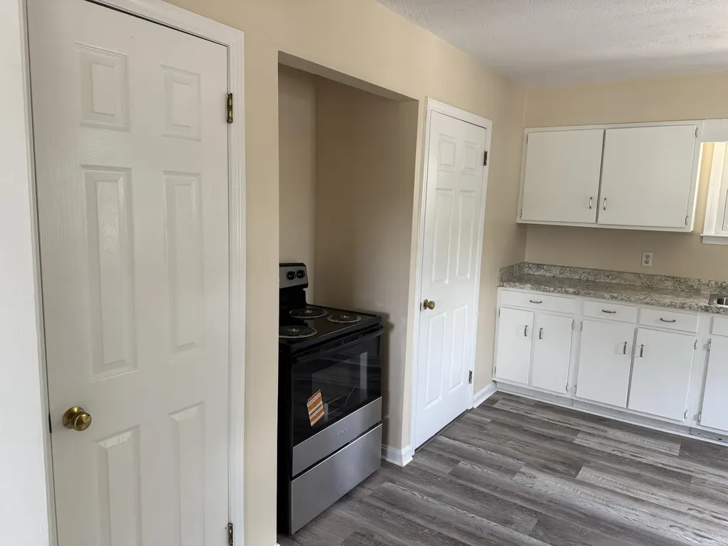 112 Woodford Avenue Berea KY 40403