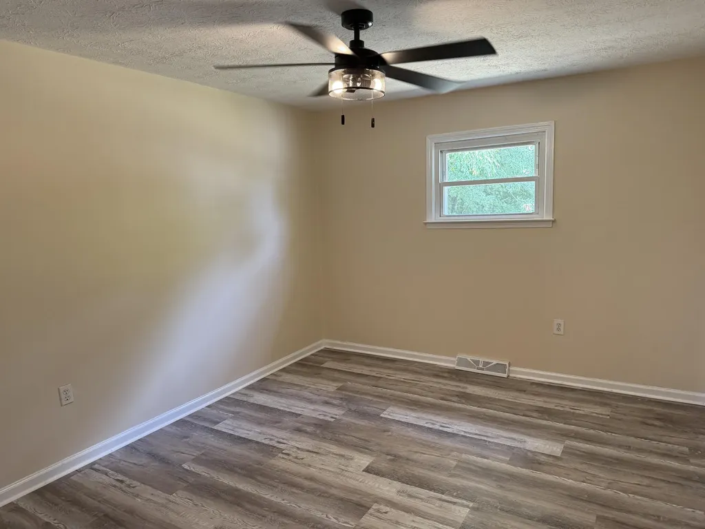 112 Woodford Avenue Berea KY 40403