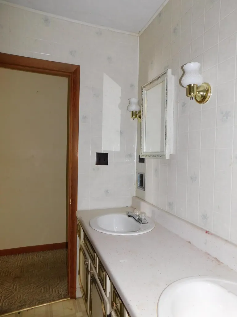 2936 Highway 119 Baxter KY 40806