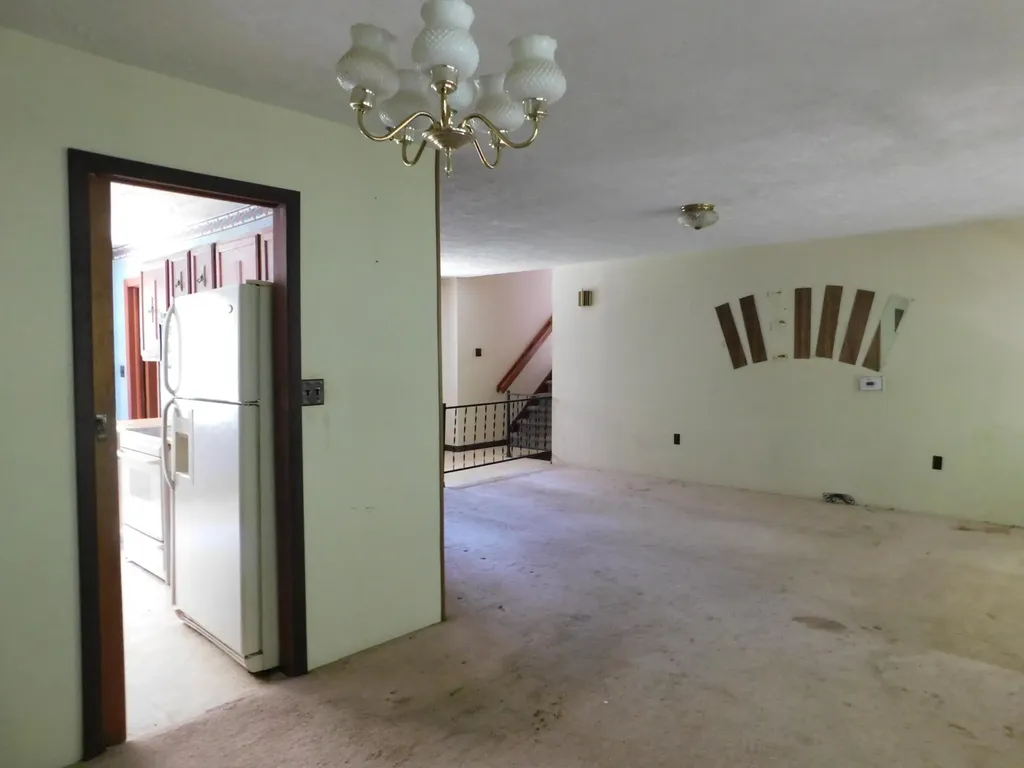 2936 Highway 119 Baxter KY 40806