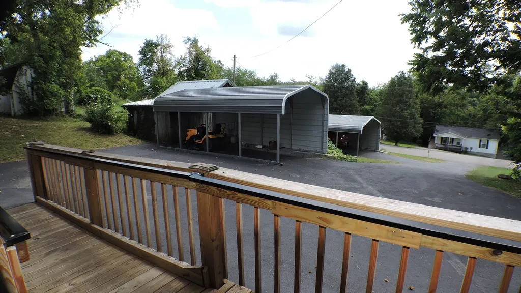 463 E High Street Owingsville KY 40360